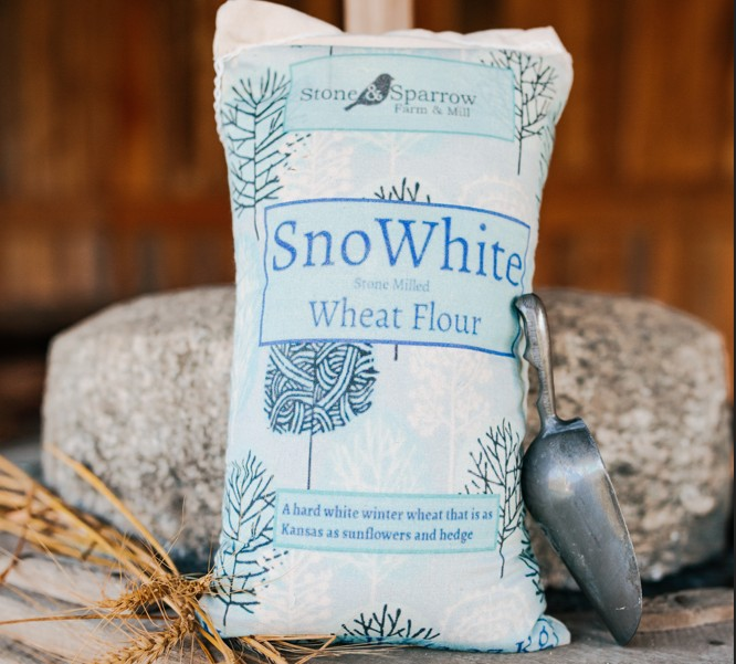 Snow White Wheat Flour ( 5 lbs)